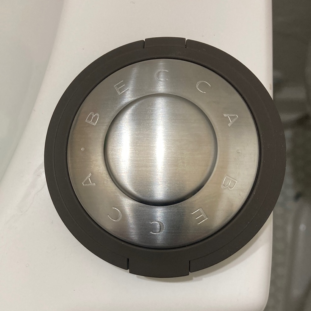 Smashbox Becca shimmer and skin perfector pressed champagne pop